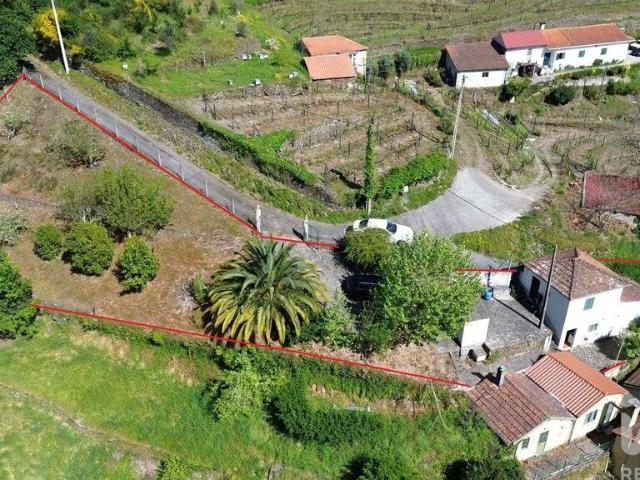 Casa de Campo T3 em Moura Morta e Vinhós de 100 m²
