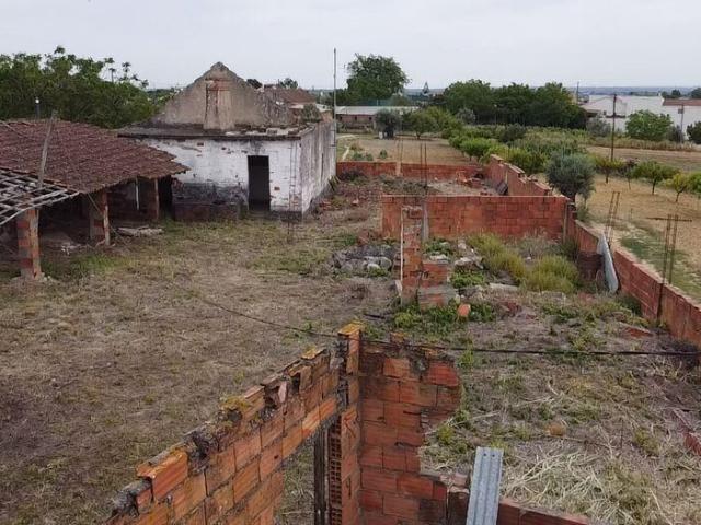 Casa de Campo T3 em Azoia de Cima e Trems de 256,00 m2