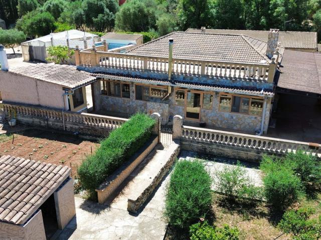 Casa de campo 5 dormitorios 240 m2 344m² Santa Eugenia