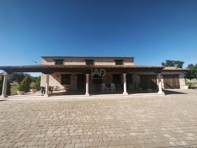 Casa de campo 5 dormitorios 270 m2 310m² Vara de Rey