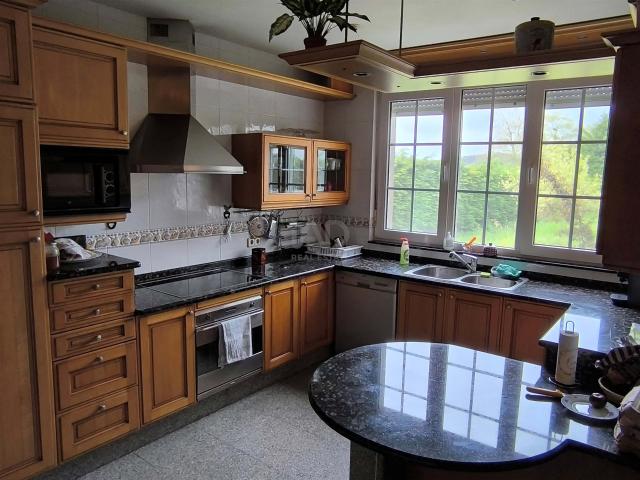 Casa de campo 9 dormitorios 400 m2 416m² A Santa Catarina Pastoriza