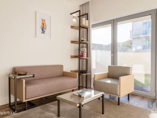 Casa de Cidade T2 em Santa Marinha E So Pedro Da Afurada de 74,00 m2