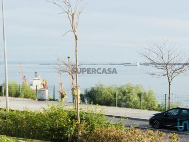 Casa de Cidade T4 em Setúbal São Sebastião de 200,00 m²