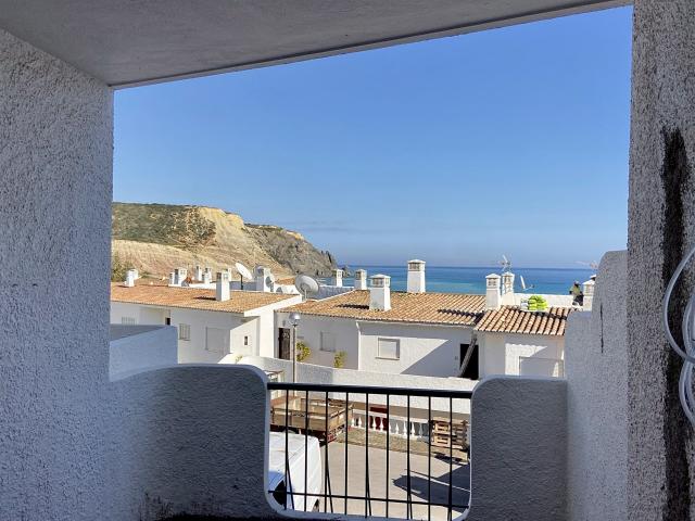 Casa de Cidade Moderna com Vista para o Mar – Waterside, Pra. 82m² Luz