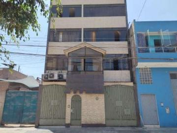 CASA DE CINCO PISOS EN SANTA ANITA
