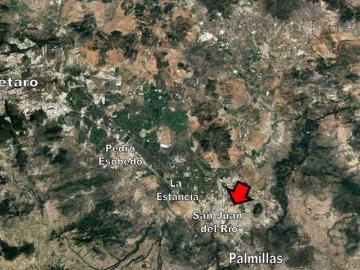 Casa de dos niveles con 90 m² de superficie de terreno con 2 recámaras en venta en Villas del Puente