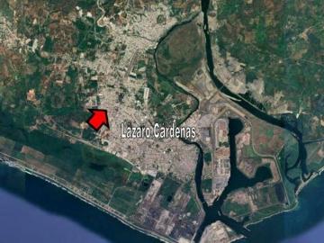 Casa de dos niveles con superficie de terreno de 210 m2 con 2 habitaciones en venta en La Principal