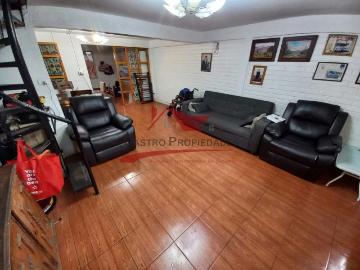 Casa de Dos Pisos Ampliada con 3 Dormitorios, 2 Baños, Quilicura. 3 Dormitorios por 125000. 00 en Quilicura