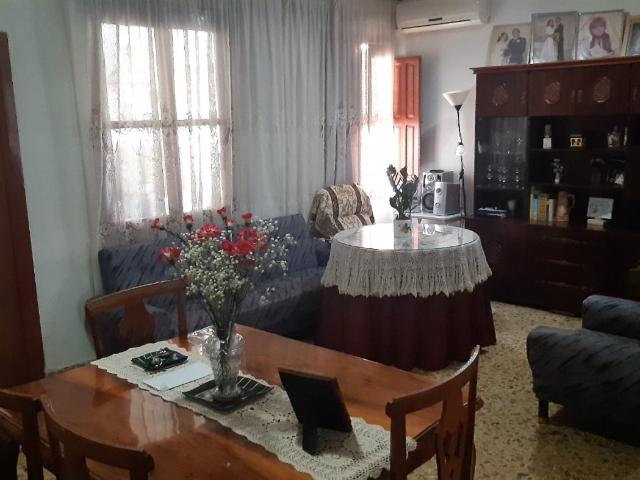 CASA DE DOS PLANTAS EN MOLINA