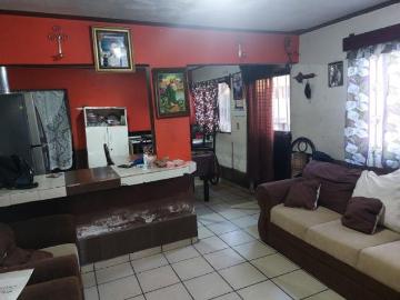 CASA DE DOS RECAMARAS COL. LUZ DEL CARMEN EN DGO