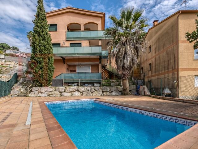 Casa de ensueño con piscina en Roca Grossa 335m² Lloret de Mar