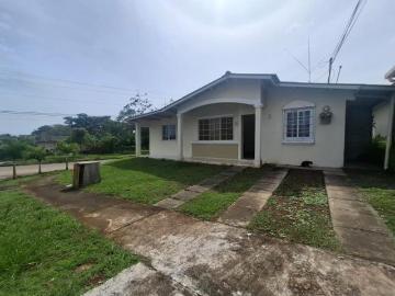 CASA DE ESQUINA EN QUINTAS DEL PACÍFICO LA CHORRERA