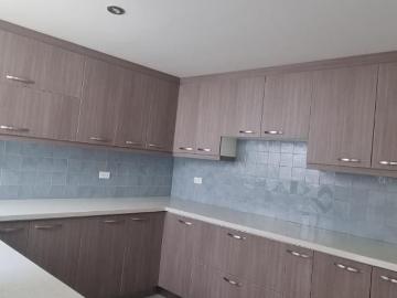 CASA DE ESTRENO EN LA MEJOR ZONA DE YANAHUARA. NO PAGA ALCABALA