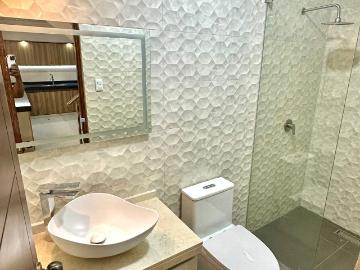 Casa de estreno en miraflores country club