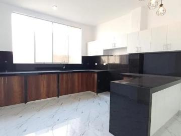 Casa de estreno en venta urb san isidro ii trujillo