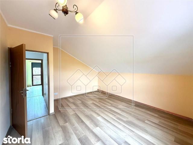Casa de inchiriat 4 camere, 110 mp utili si 258 curte Zona Tineretulu