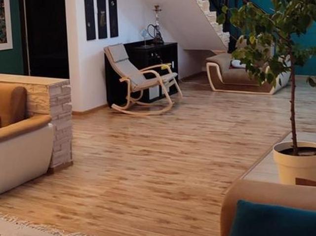 Casa de inchiriat 4 camere zona Cug Lunca Cetatuii