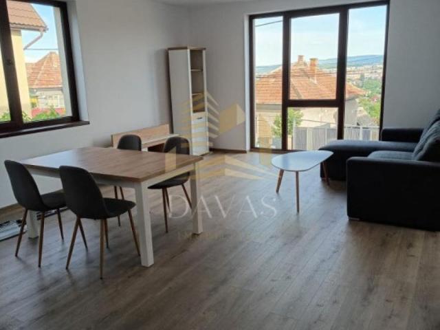Casa de inchiriat | 4 camere | Dambul Rotund | Prima inchiriere