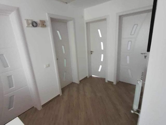 Casa de inchiriat 5 camere Valea Lupului Antibiotice