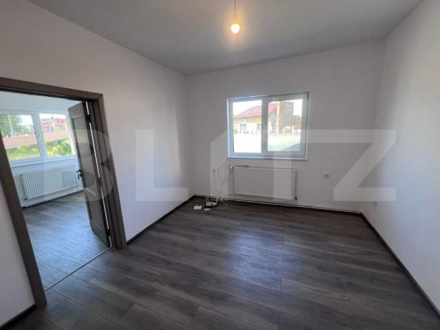 Casa de inchiriat 5 camere in zona strazii Oasului Garaj