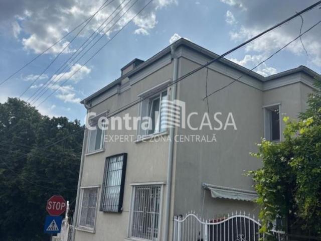 Casa de inchiriat, 200 mp, Copou