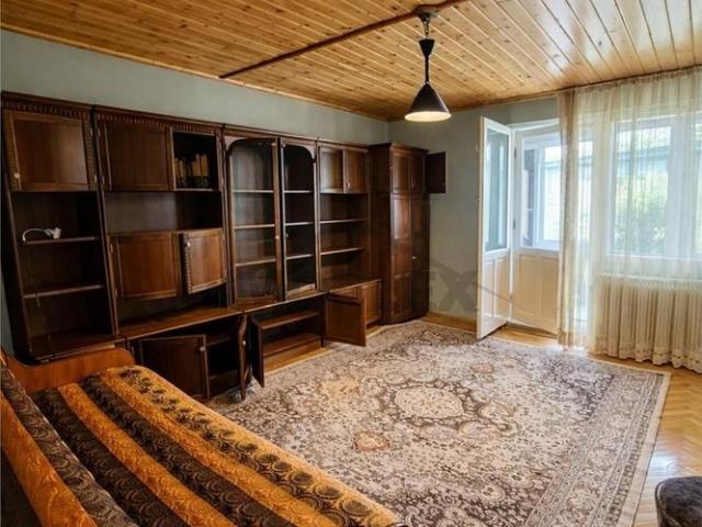 Casa de inchiriat, 200mp, 5 camere, cu parcare, zona Dorobantilor, car