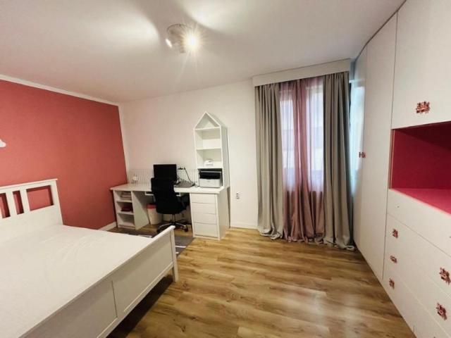 Casa de inchiriat | 3 camere | Tunari