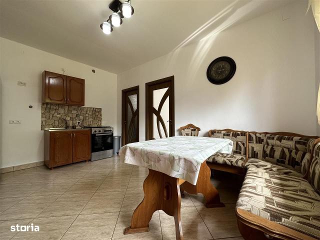 Casa de inchiriat I 5 camere I 2 bai I curte I zona UMF USMV