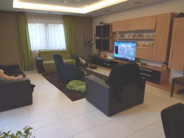 Casa de inchiriat in Oradea, zona Nufarul, 960 mp teren