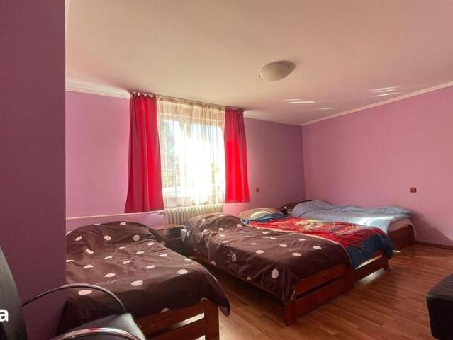 CASA DE INCHIRIAT PENTRU ECHIPE DE MUNCITORI