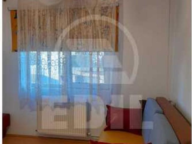 Casa de Inchiriere 4 camere, CACJ240978FLO