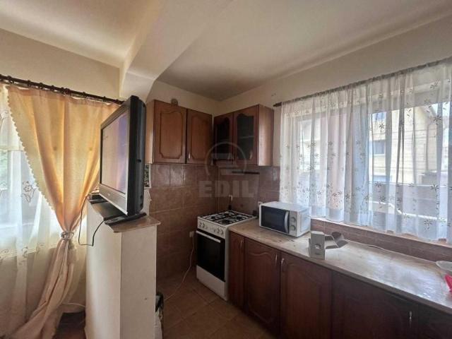Casa de Inchiriere 6 camere, CACJ233382FLO