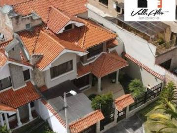 CASA DE LUJO EN CUENCA