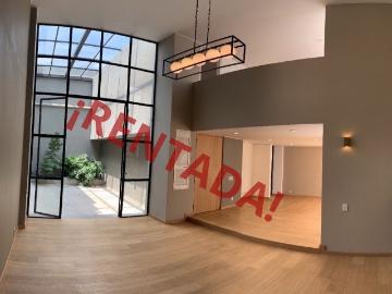 Casa de Lujo en Renta en Seguro Fraccionamiento  Jardines de la Montaña