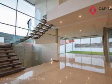 Casa de Lujo en Venta en Ayamonte Zona Bajío
