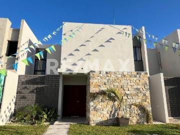 Casa de Lujo en venta en Las Américas