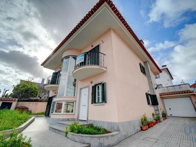 Casa de luxo à venda Pontinha e Famões, Portugal