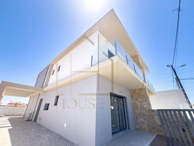 Casa de luxo de 120 m² à venda Seixal, Setúbal