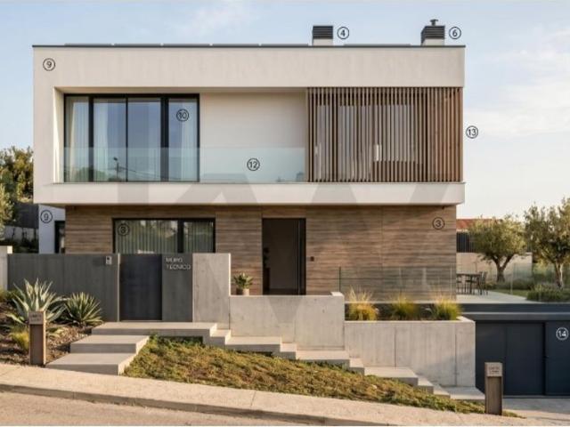 Casa de luxo de 160 m² à venda Almada, Portugal