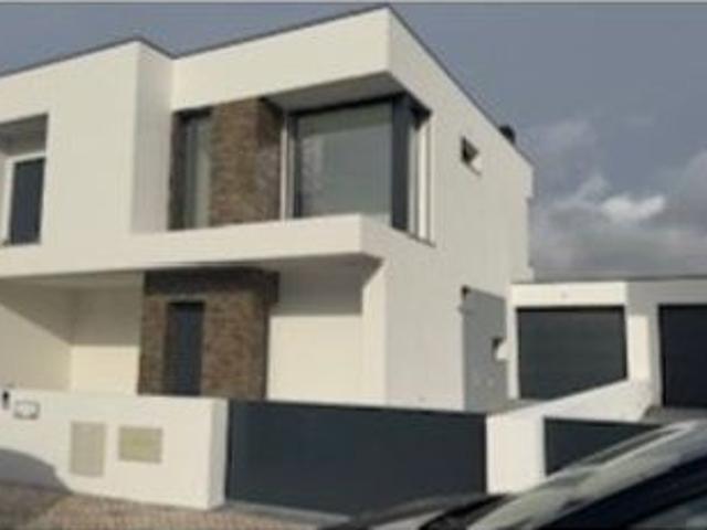 Casa de luxo de 194 m² à venda Almada, Portugal
