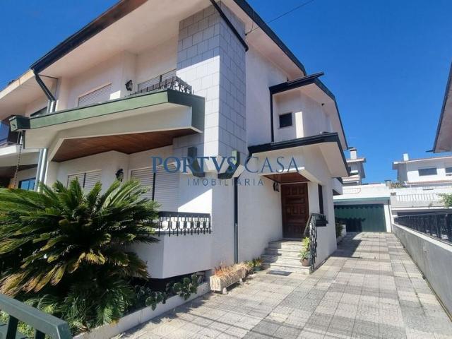 Casa de luxo de 230 m² para alugar Maia, Portugal