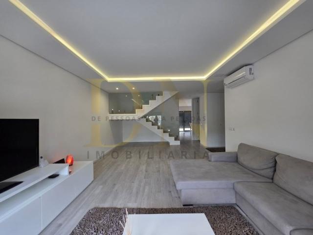 Casa de luxo de 232 m² à venda Póvoa de Varzim, Porto