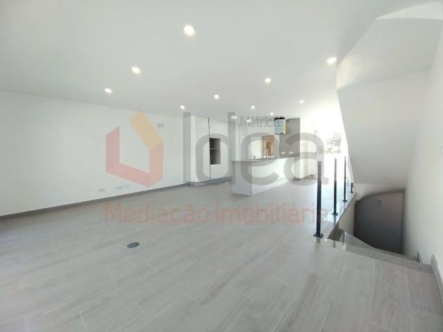Casa de luxo de 232 m² à venda Seixal, Portugal