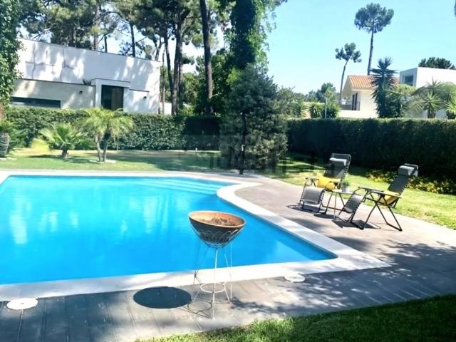 Casa de 245 m² à venda Herdade da Aroeira, Aroeira, Almada, Setúbal