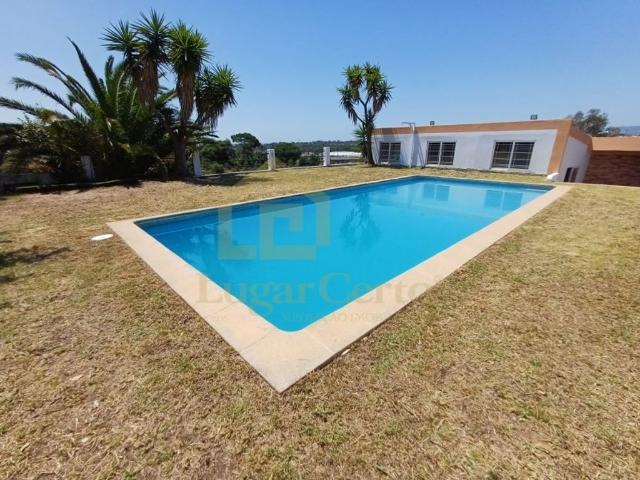 Casa de luxo de 240 m² à venda Alto da Guerra, Setúbal