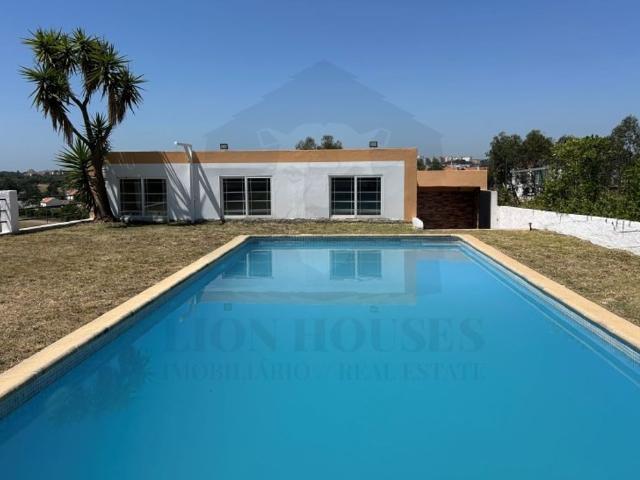 Casa de luxo de 240 m² à venda Quinta da Serralheira, Setúbal