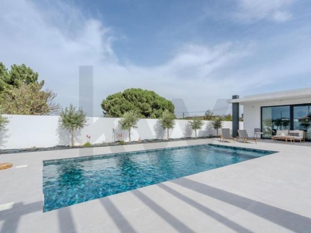 Casa de luxo de 243 m² à venda Moita, Portugal