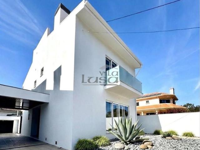 Casa de luxo de 256 m² à venda Matosinhos, Portugal