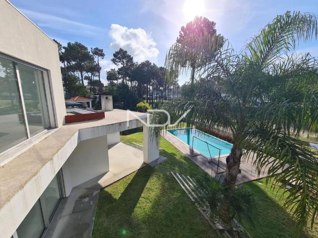 Casa de luxo de 251 m² à venda Almada, Portugal