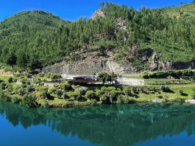 Casa de luxo de 252 m² à venda Ferreira do Zêzere, Portugal